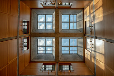 Louis Kahn: Yale Center for British Art, New Haven, Connecticut. A múzeum terei természetes megvilágítást kaptak. Forrás: James Robertson/Flickr
