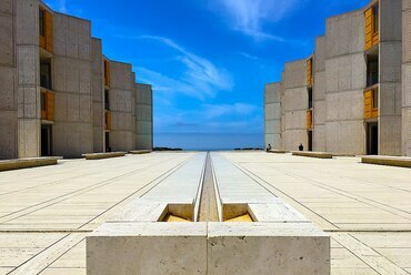 Louis Kahn: Salk Institute for Biological Studies, 1965. Forrás: Codera23/Wikipedia
