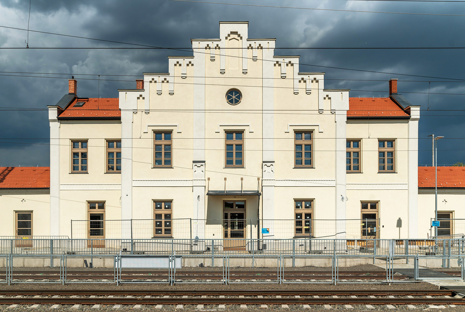 Az egykori Tiszavidéki Vasút újjászülető állomásépületei