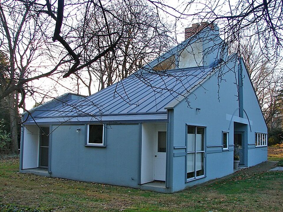 Robert Venturi – Vanna Venturi ház, Chestnut Hill Pennsylvania, 1964
