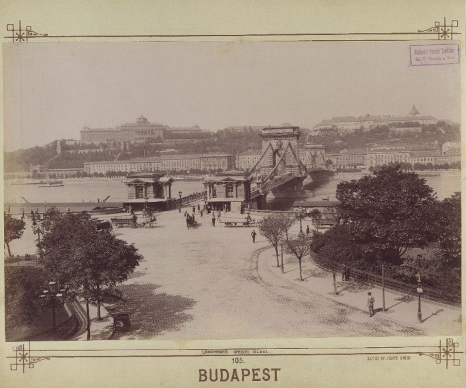 Lánchídfő, pesti oldal. No. 105. Klösz György, é.n. (1896 után). Budapest Főváros Levéltára. HU.BFL.XV.19.d.1.07.106
