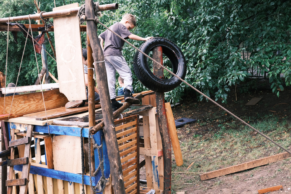 Na Kocínce Adventure Playground, 2024. június, Prága. Fotó: Carolina Sidon.
