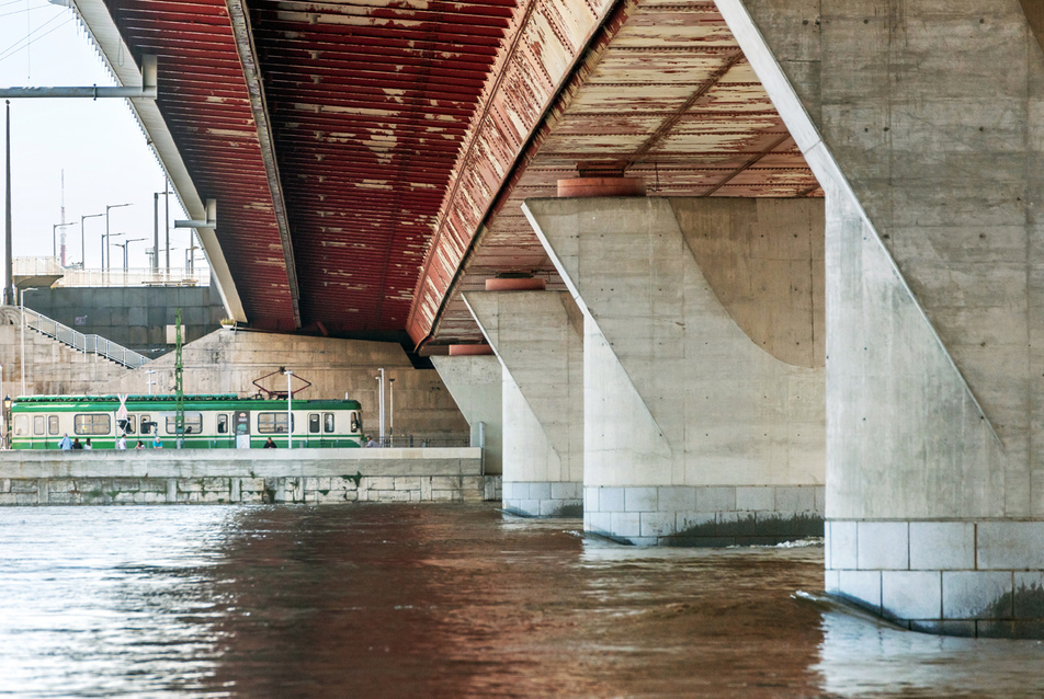 Dunapartok víz alatt – Budapest új látképei