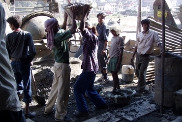 A beton kosarank&amp;eacute;nt jut fel minden szintre