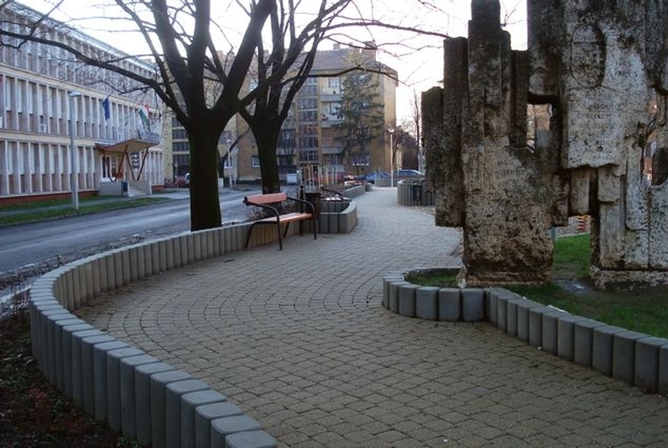 Pécs - Köztársaság tér