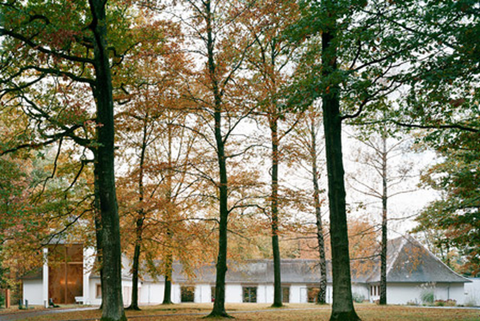 Ravatalozó Aalenben Építészek: C18 Architekten Fotó: Brigida Gonzalez: