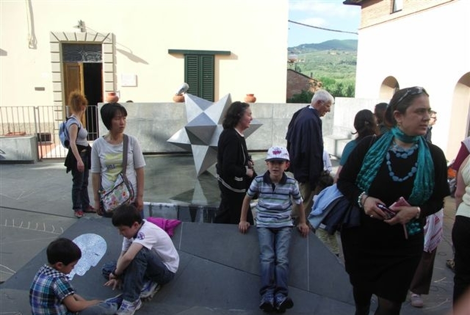 A Piazza dei Guidi Vinciben - fotó: Bardóczi Sándor