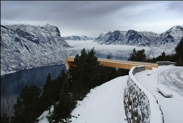 Saunders Architecture – Aurland kilátó (2006)