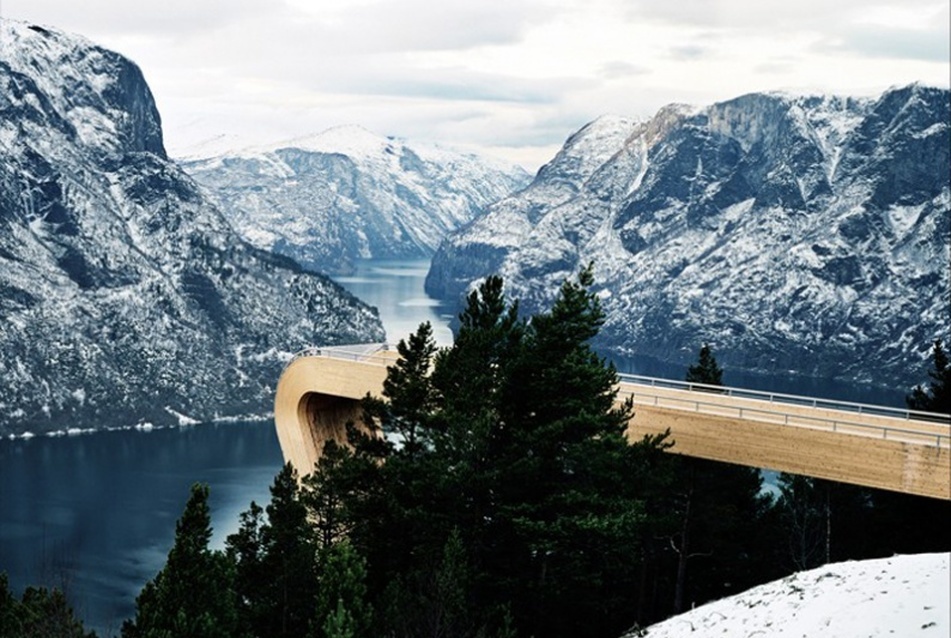 Saunders Architecture – Aurland kilátó (2006)