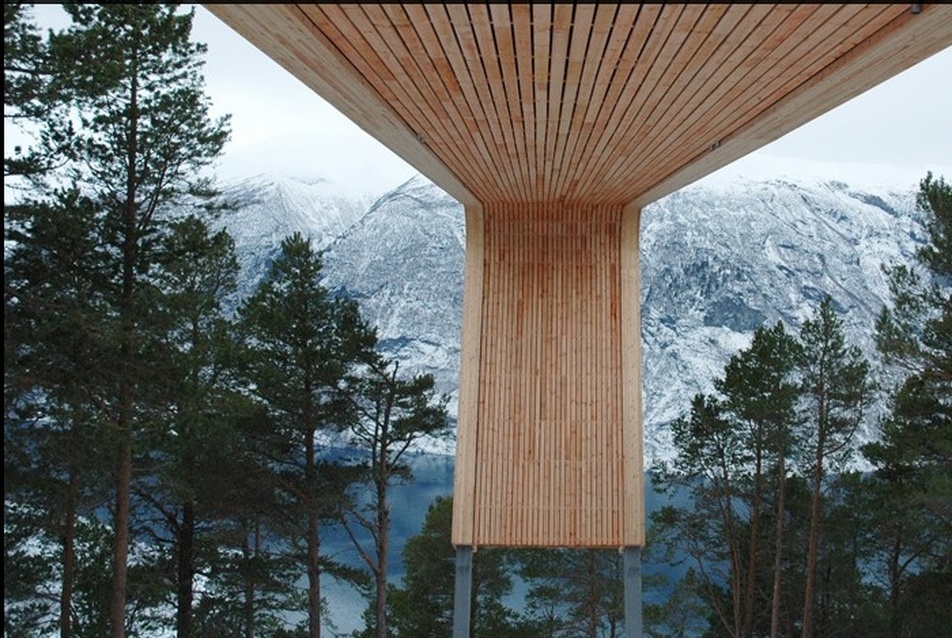 Saunders Architecture – Aurland kilátó (2006)