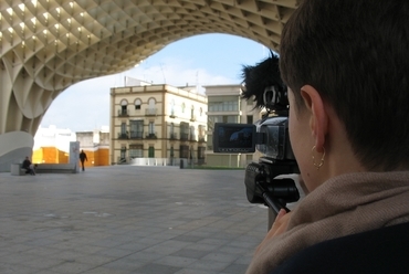 „Plaza de la Encarnación“ (film)Rendező: Polina Gumiela, fotó:  Polina Gumiela