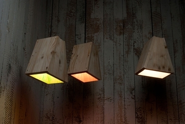 Coloured lamp