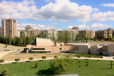 Rafael Moneo: Museo Universidad de Navarra. Forrás: www.designboom.com