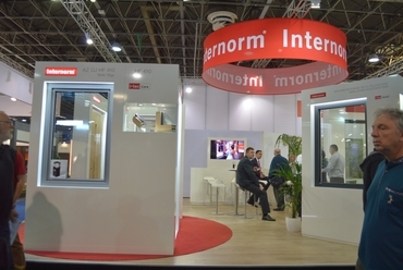 Internorm Ablak Kft. stand a Construmán