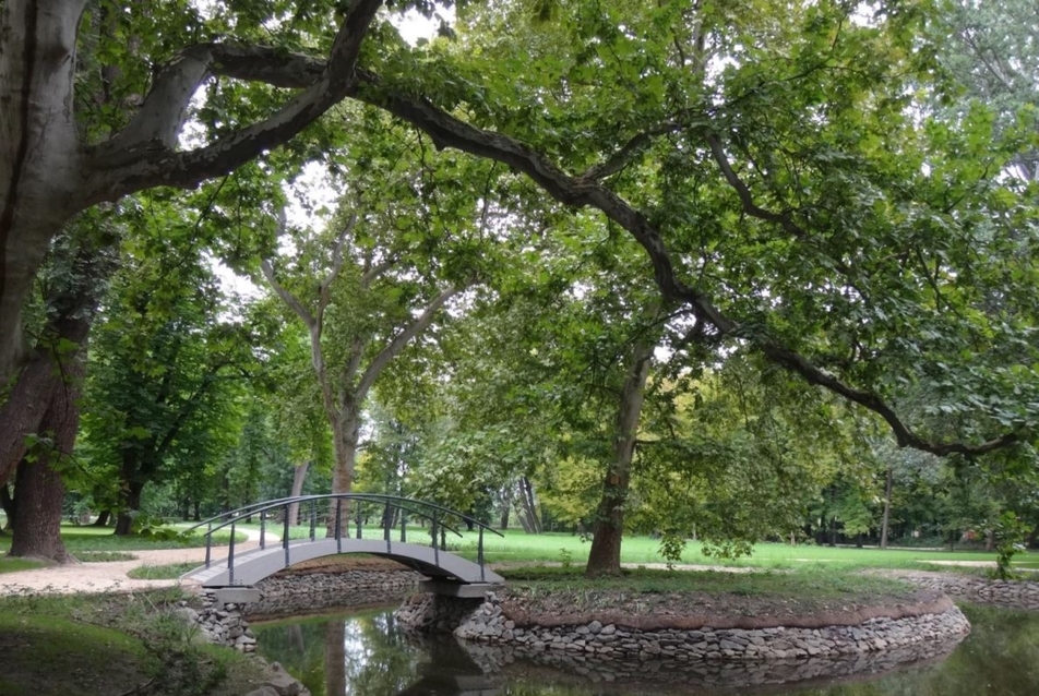 Bicske, Batthyány-kastély parkja