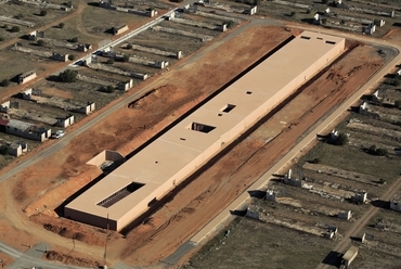 Rivesaltes emlékközpont - építész: Rudy Ricciotti - fotó: M. Hédelin / Région Languedoc-Roussillon