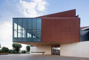 Remai Modern múzeum - építész: KPMB Architects - fotó: Adrien Williams