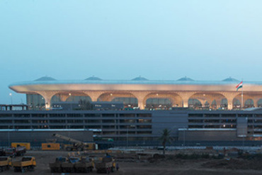 Chhatrapati Shivaji Maharaj International, Mumbai - építész: Skidmore, Owings & Merrill