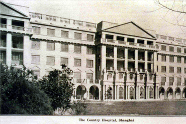 A Contry Hospital. Megrendelője megtiltotta, hogy kilétére fény derüljön. 