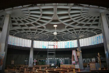 Pier Luigi Nervi: La chiesa del Cuore Immacolato di Maria, Bologna (1965). Fotó: Lampert Rózsa