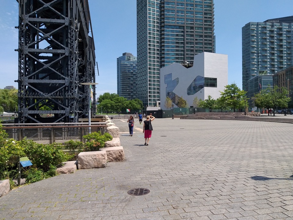 Hunters Point Library, New York - Steven Holl Architects - fotó: Nagy Tamás