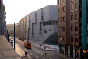 Grafton Architects: Universita Luigi Boccioni, Milánó, Olaszország, 2008. Fotó: Federico Brunetti, a Pritzker Architecture Prize jóvoltából