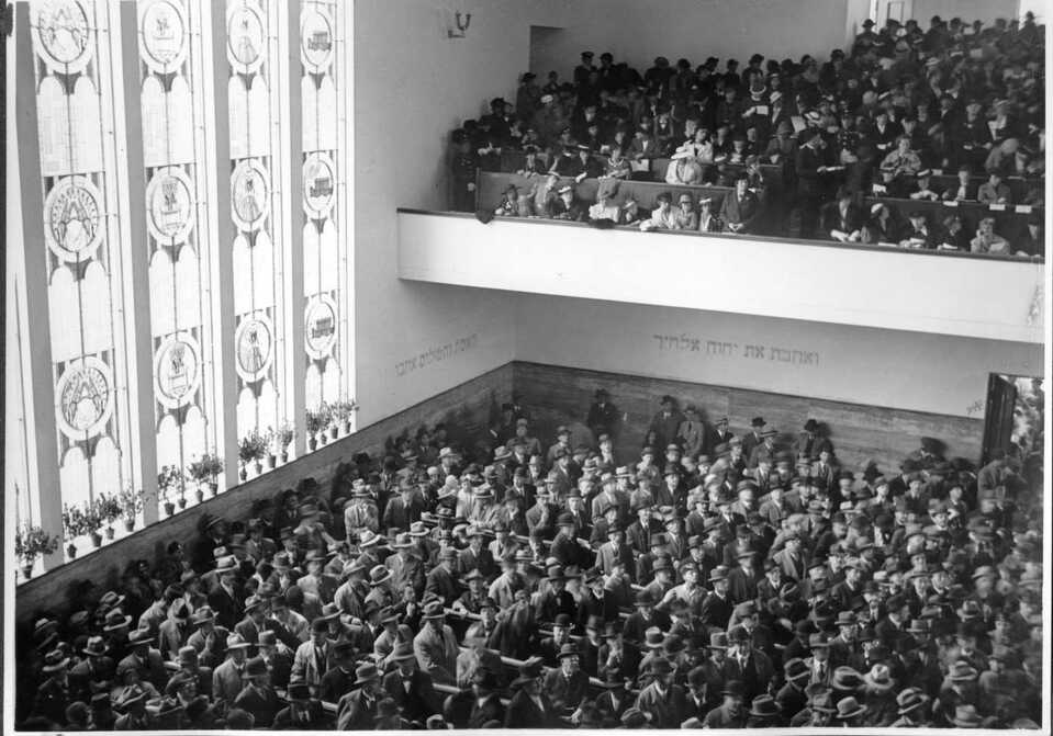 A zsinagóga avatási ünnepsége 1936. szeptember 13-án. Fotó: archív sajtófelvétel