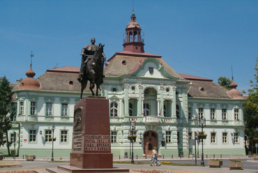 Nagybecskerek, Városháza, tervező: Lechner Ödön és Pártos Gyula, kivitelező: Neuschloss Miksa és Fia cég (Wikipedia)