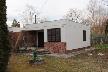 Nyaralóépület, Balatonszemes, 1970-es évek / fotó: Wettstein Domonkos