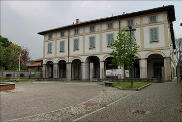 Velate, Villa Belgiojoso Giulini, tervező: Giuseppe Pollack (Forni: Giuseppe Pollack, Architetto di Casa Belgiojoso, 65. o)