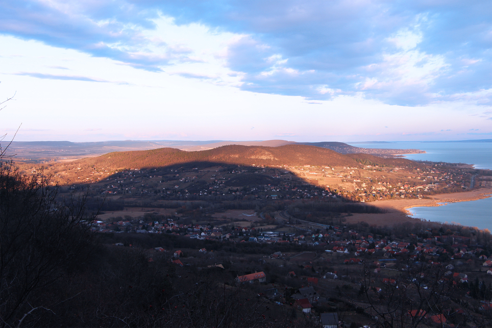 Badacsony kilátás a Balaton-felvidékre / Fotó: Wettstein Domonkos