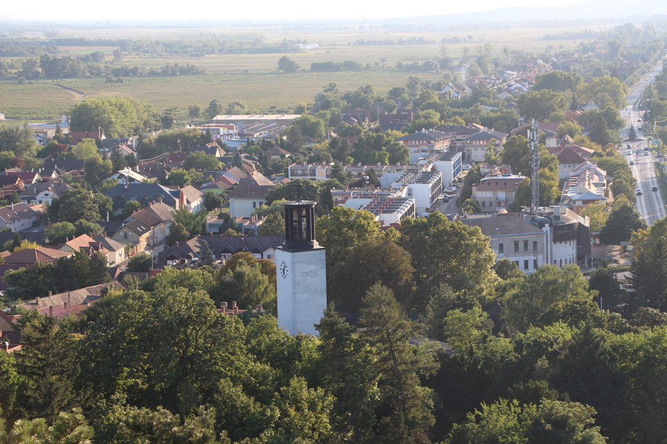 Kotsis Iván: római katolikus templom és plébánia épület, Balatonboglár / Fotó: Wettstein Domonkos