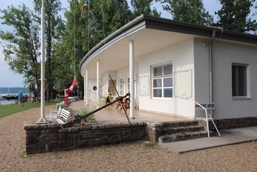 Balatonföldvár, klubház. Tervező: Tóth Kálmán / Fotó: Wettstein Domonkos