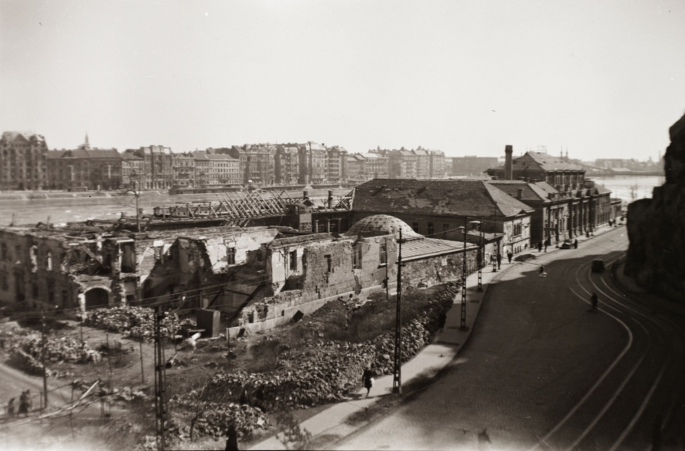 A fürdő a háború után, 1947, Forrás: Fortepan, Adományozó: Fortepan Album002