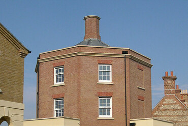 Poundbury - Moraston Street / Weir End Road forrás: Ray Beer, Creative Commons