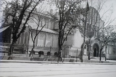 Nemzeti Szalon az Erzsébet téren, 1909. Forrás: Fortepan / Magyar Földrajzi Múzeum / Kerekes J. Zoltán