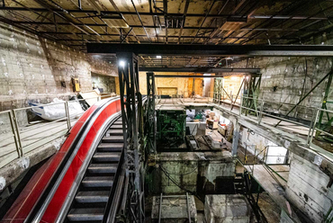 A Deák Ferenc tér állomás a felújítás közben – Fotó: Erdei Mihály 