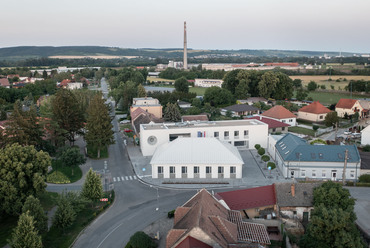 Architekti zerozero: Leopoldov városháza. Fotó: M. Hakar