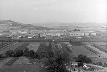 A Sajó völgye mellett az 1950-es évek elején, Barcika és Sajókazinc falvak között kezdődött nagyszabású városépítés. Forrás: Fortepan/ Lechner Nonprofit Kft. Dokumentációs Központ