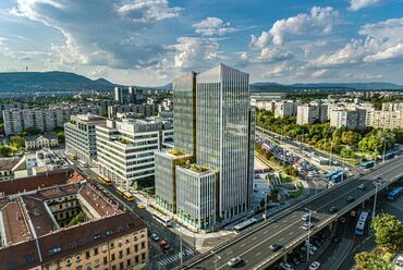 Agora Budapest. Forrás: Építészfórum archívum
