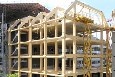 Shigeru Ban: Tamedia New Office Building. 2013. Zurich, Switzerland – fotó: Forgemind Archimedia Flick
