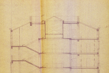 Budapest Főváros Levéltára – XV.17.d.329-29647 – VI. Délibáb utca 18/B és 18/C metszet, 18/B udvari homlokzat, 18/C bejárati homlokzat – Kiss Zoltán, 1952. VII.
