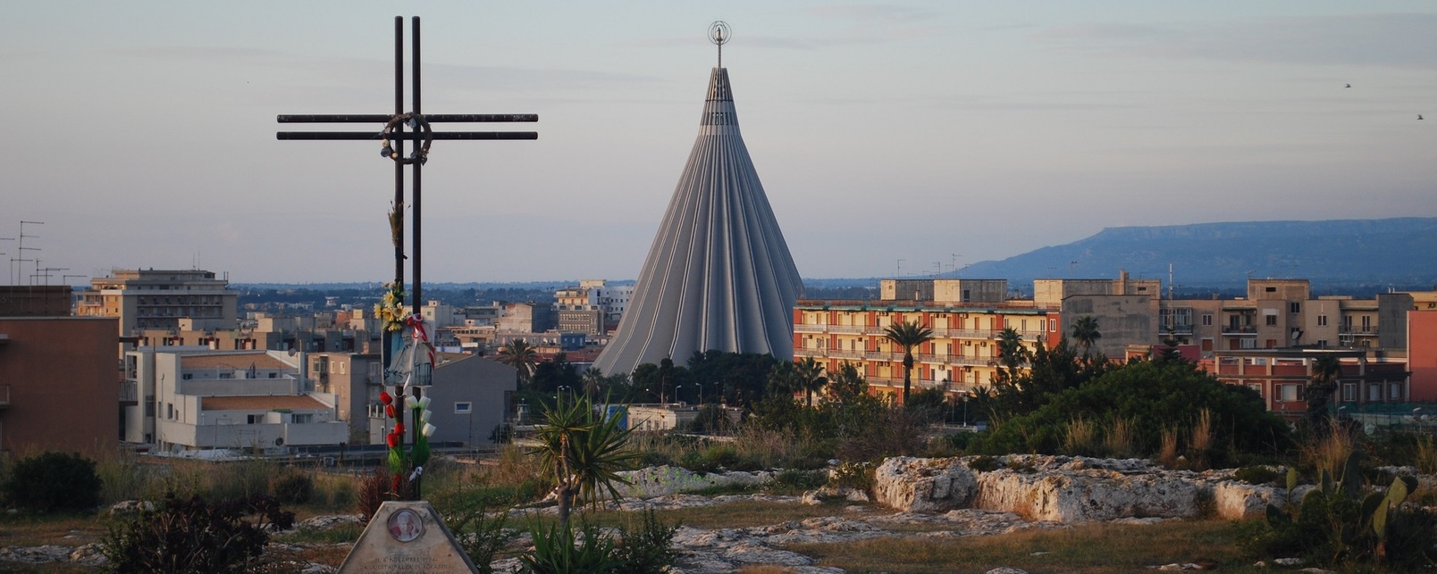 A Basilica santuario Madonna delle Lacrime megjelenése Szirakúza városképében, Fotó: SiracusaCultura
