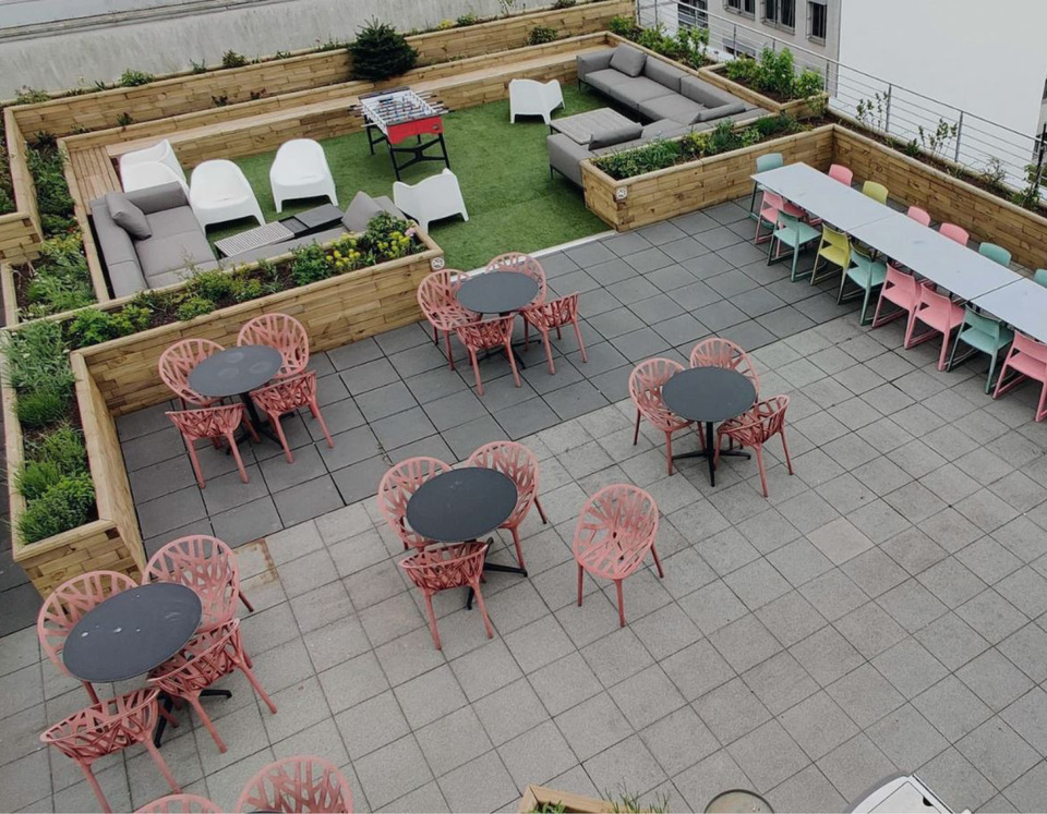 Inno Games Office Rooftop, Németország. Forrás: Wood Block X
