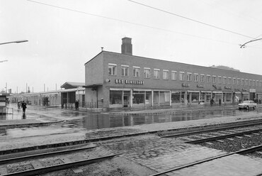 Csömöri út 9-11., Bosnyák téri Vásárcsarnok, 1969. Forrás: Fortepan / FŐFOTÓ
