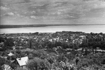 Balatonalmádi kilátás a Wesselényi-kilátóból, 1958. Forrás: Fortepan 45781 / Krasznai Gyula
