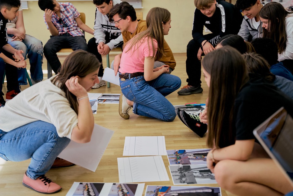 Véleményeztető workshop a Baross Gábor Általános Iskola diákjaival 2024.04.08. fotó: Szécsi Noémi
