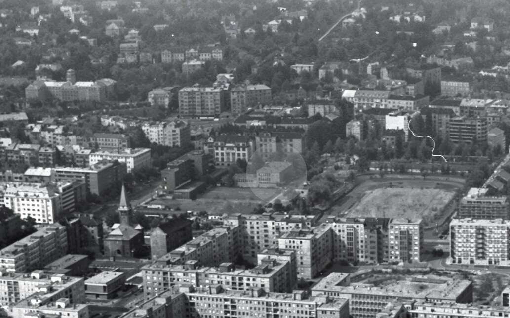 Szent Kristóf Szakrendelő Gyermekegészségügyi Centrum és Egynapos Sebészet. Tervező: Archikon. Forrás: Archikon archívuma
