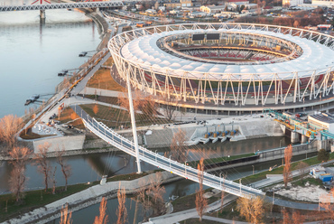 A 2023-as atlétikai világbajnokságra elkészült stadionnal együtt új közpark is épült az egykori VITUKI területén. Ehhez tartozik a különleges szerkezetű osztószigeti gyalogoshíd is, ami bár két éve készen áll, de máig zárva van a lakosság előtt.
